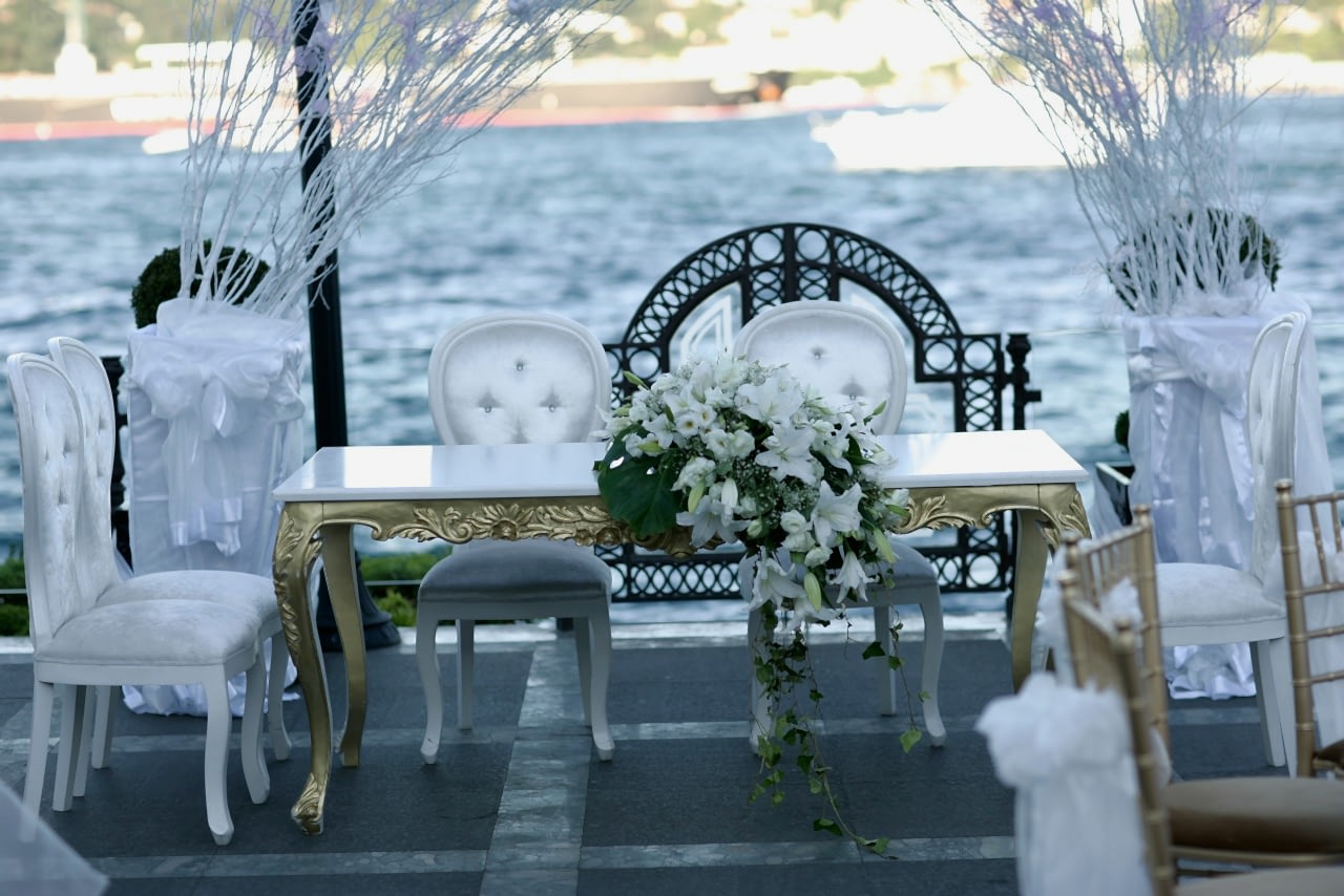 Güzelbahçe Çiçek Nikah Masası